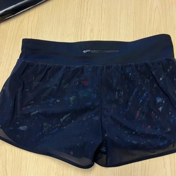 ‎Fabletics - Picture 6 of 8